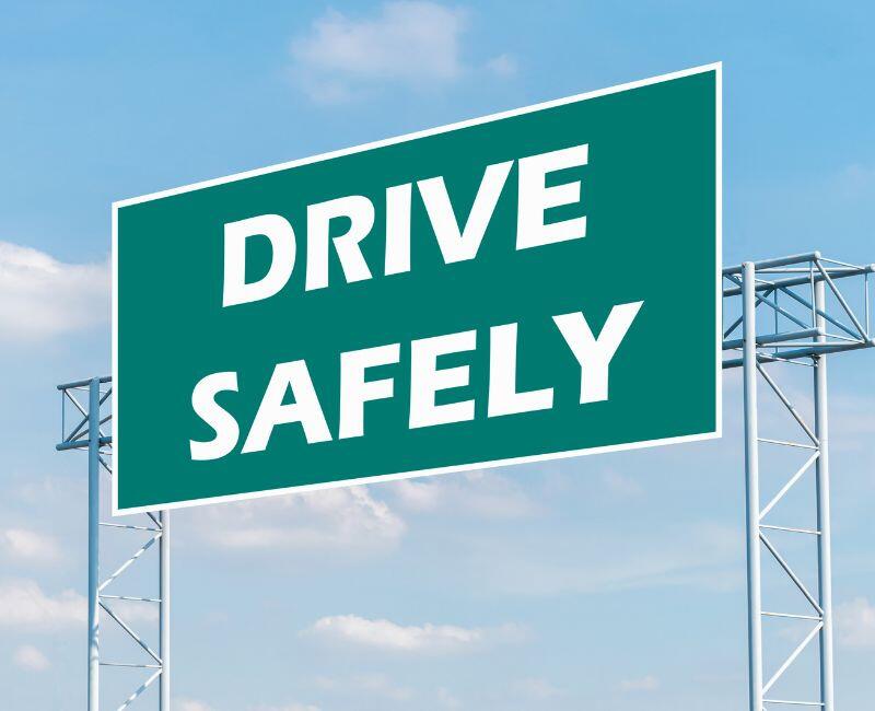 10 Essential Safe Driving Tips for Every Motorist