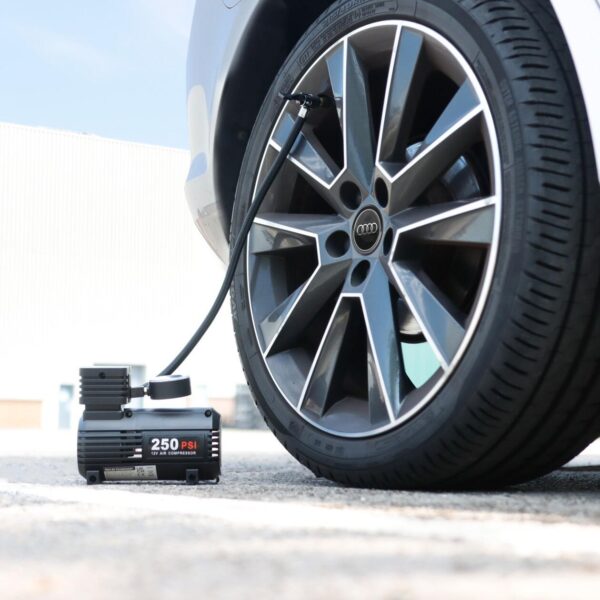 250PSI 12V Compact Analogue Air Compressor with Multi-Purpose Nozzle Adaptors - Image 5